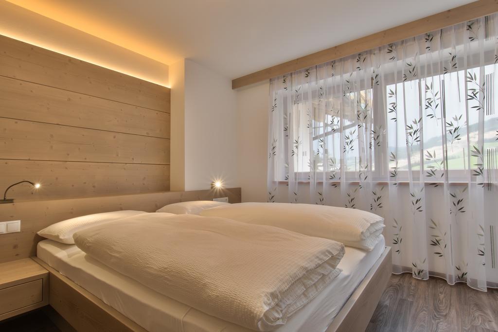 Apartments Ciasa Costa Badia  Ngoại thất bức ảnh